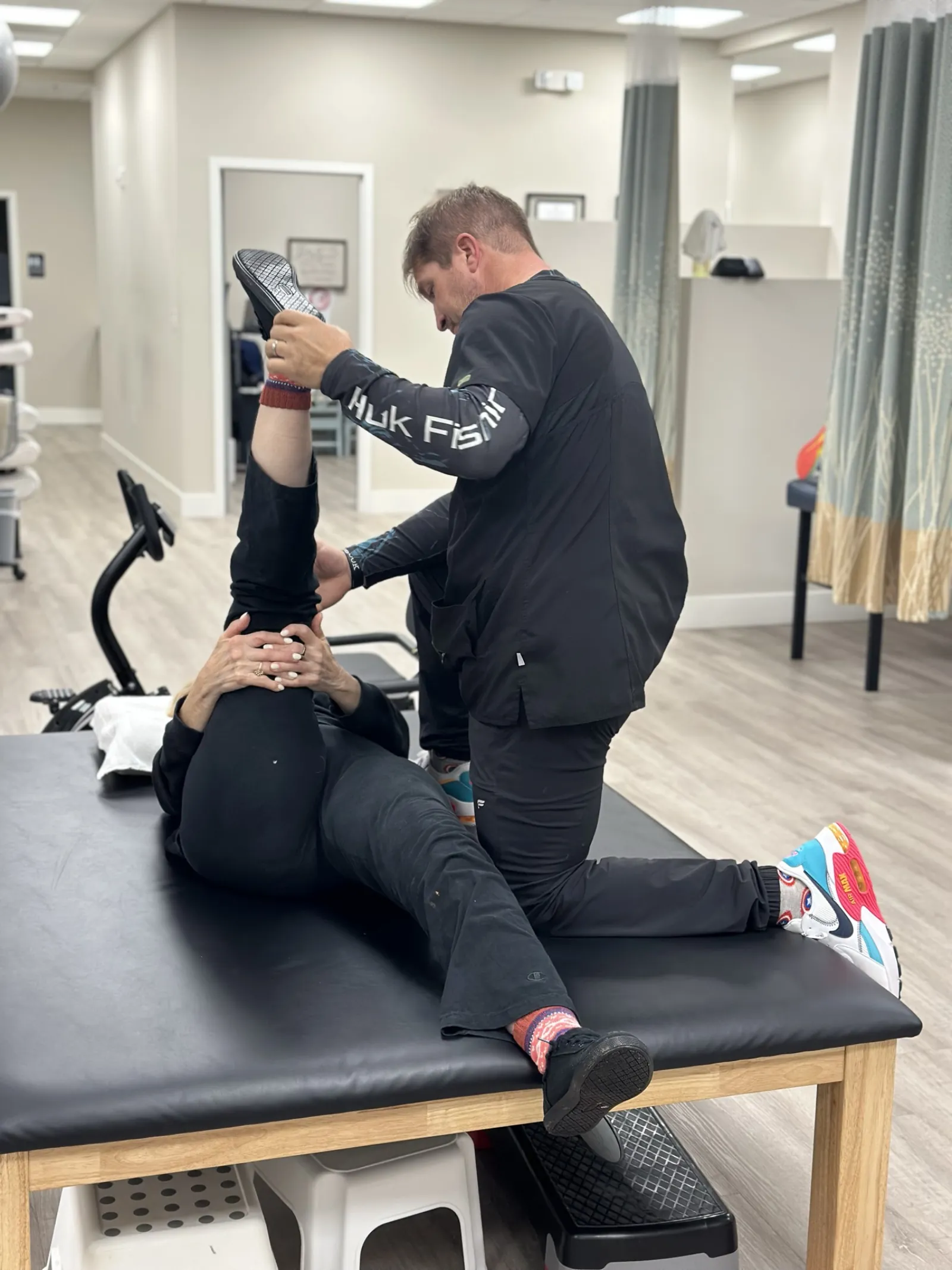 Physical therapy treatment at Lakeside